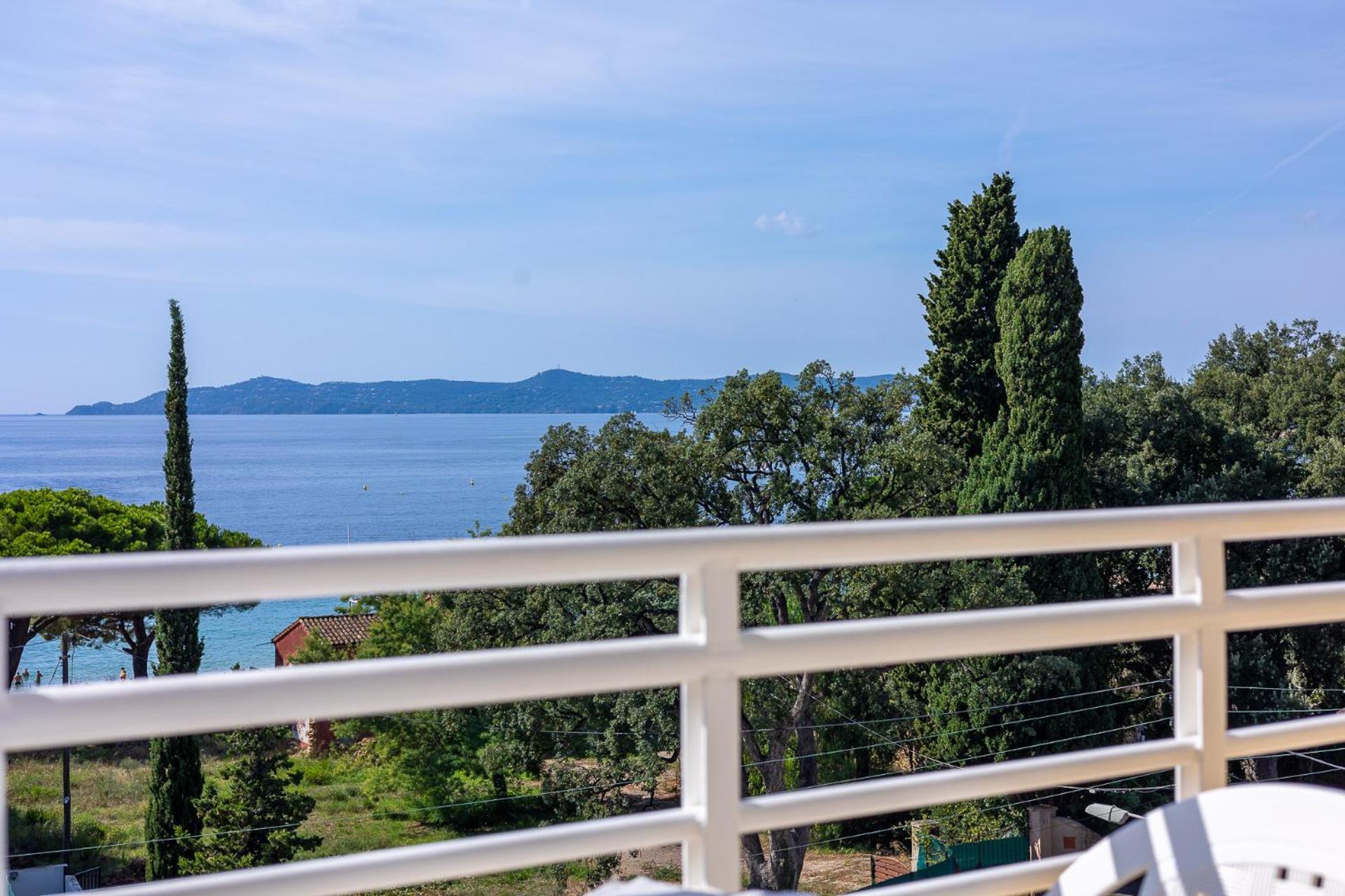 Cap Nègre Hôtel Le Lavandou Esterno foto